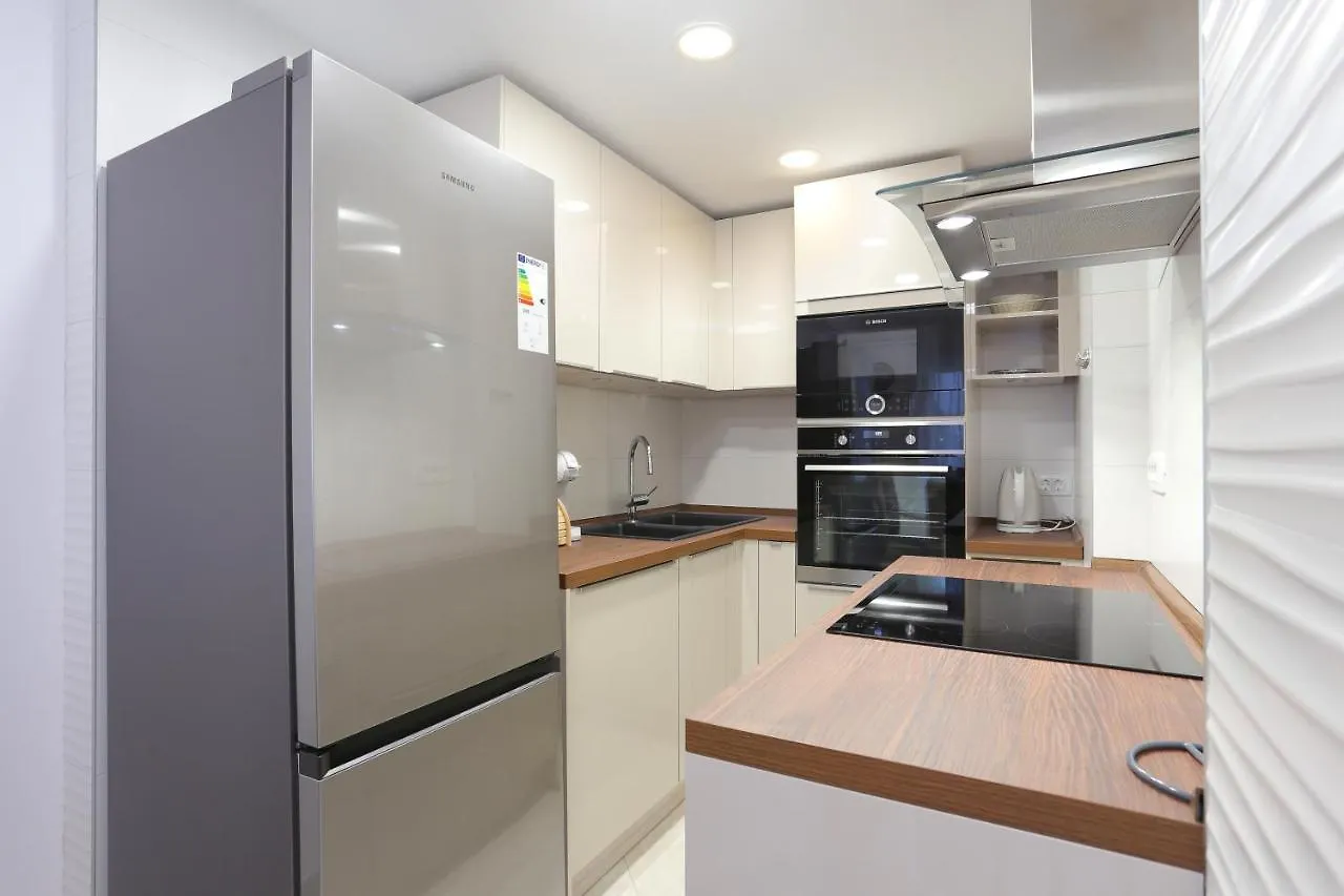 Apartments With Wifi Split - 19143 Chorvatsko